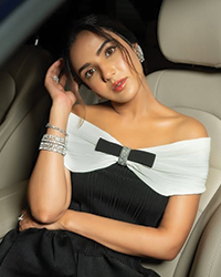 Jasmin Bhasin
